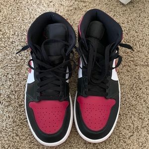 Air Jordan 1 mid